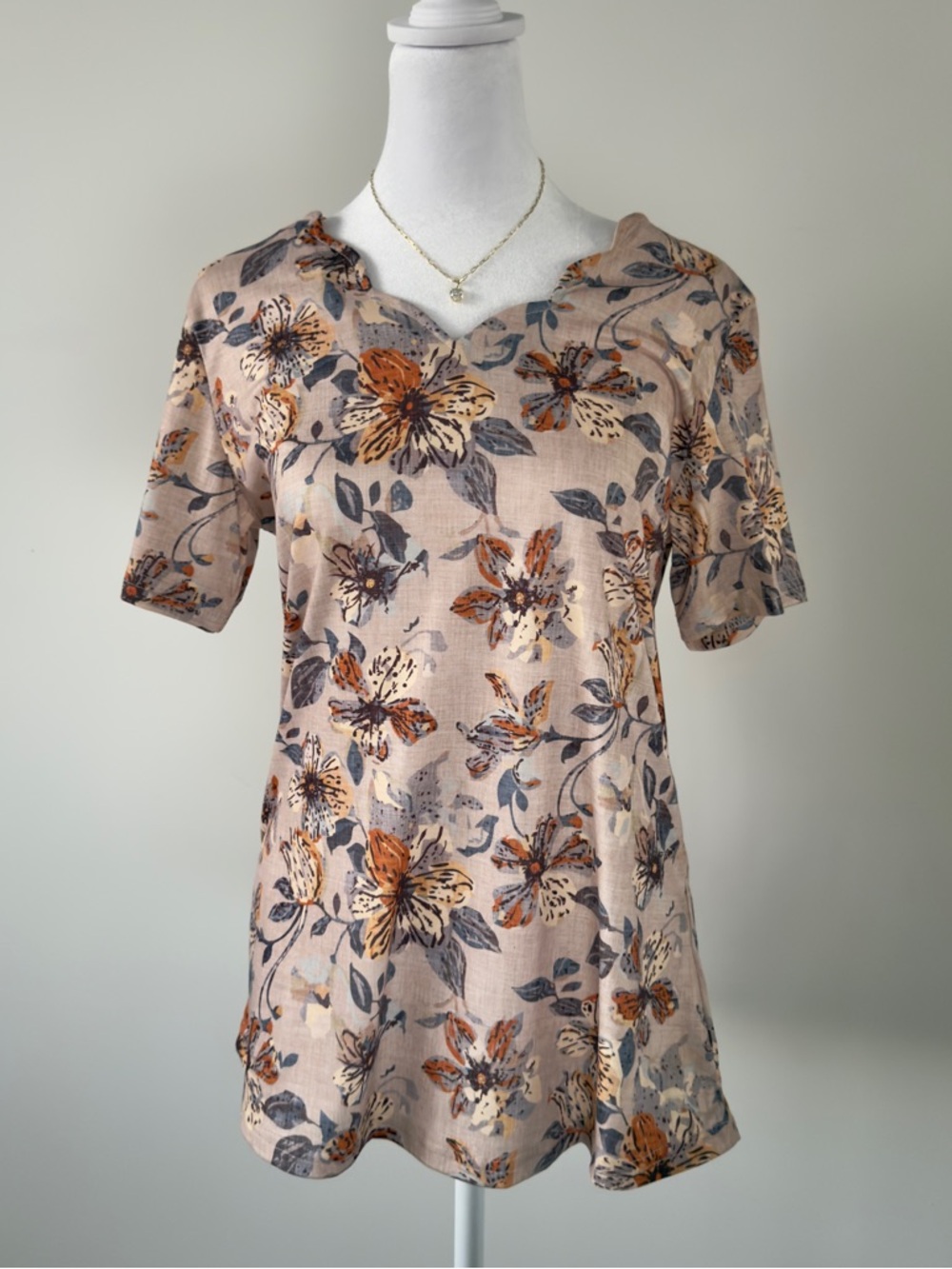 Apricot Floral Tunic Blouse Short Sleeve V-Neck Dressy Casual Top